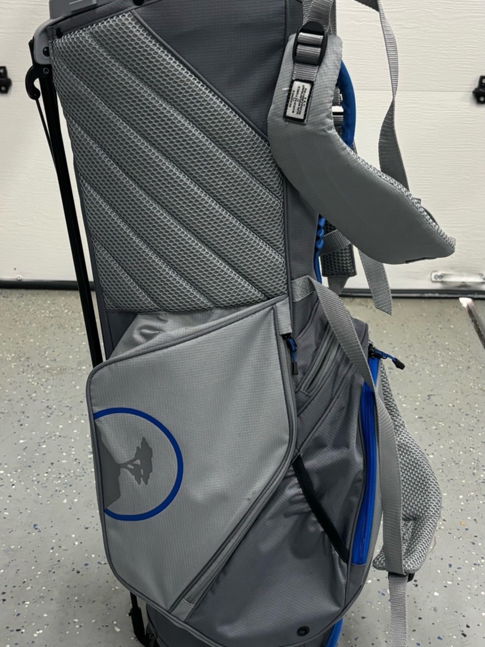 Pebble Beach by Sun Mountain Gray and Blue Golf Carry Stand Bag